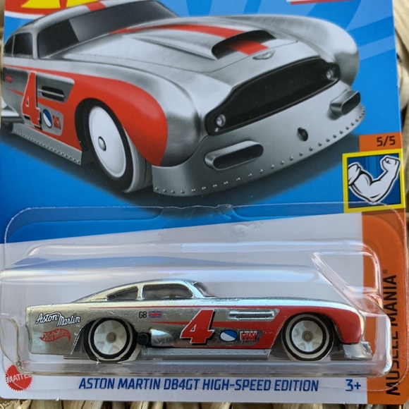 Aston Martin DB4GT High-Speed Edition Hot Wheels AstonMartin HotWheels Race Car - Picture 8 of 9